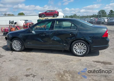 2010 Ford Fusion Hybrid из США, поврежденный, VIN 3FADP0L37AR275083